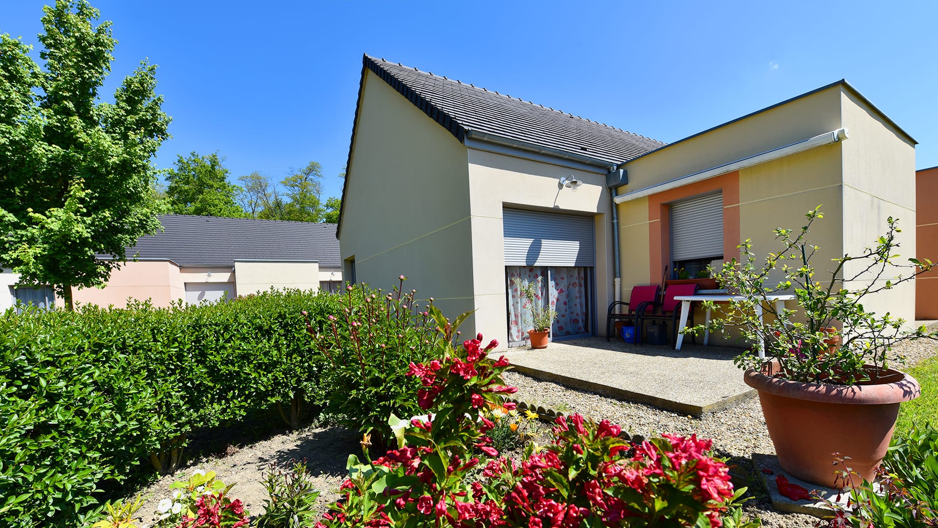 Vue extérieur d'une terrasse d'un logement